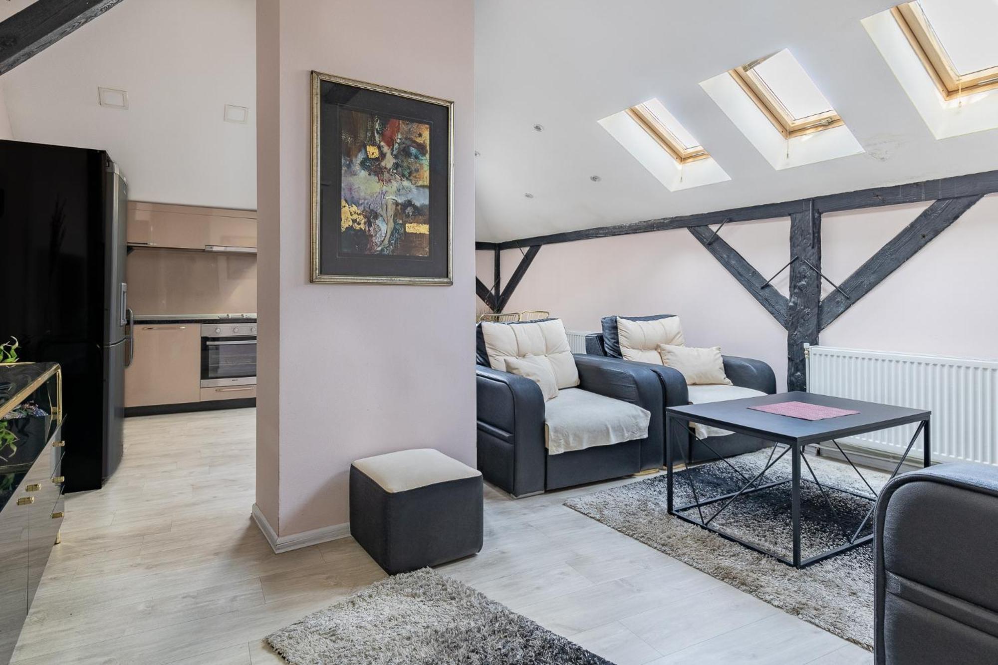 He-Ra Apartments With Free Parking Skopje Ngoại thất bức ảnh